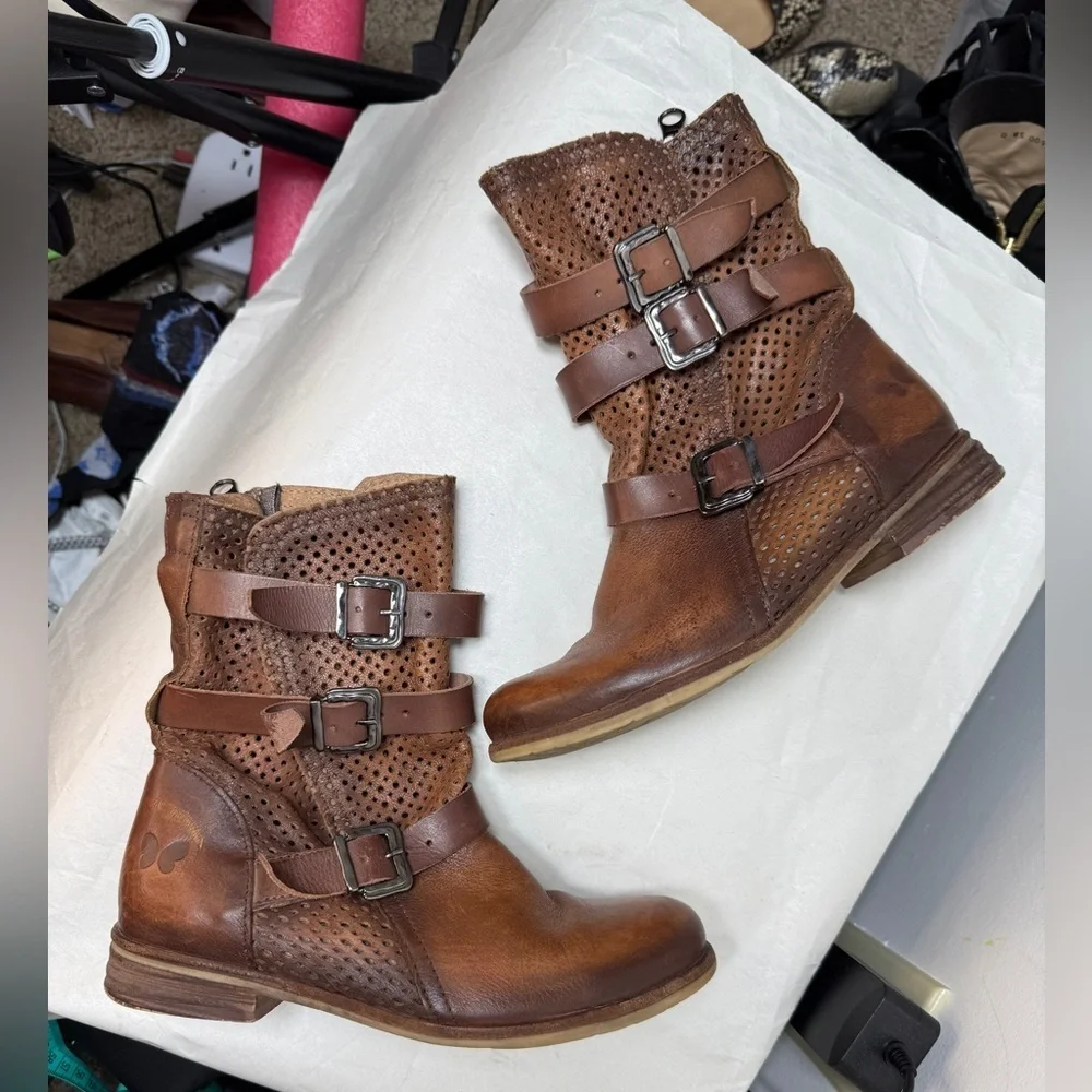 Gelmini Girls Laser Cut Leather Calf Boots Made in London Sz 36 or US 4
